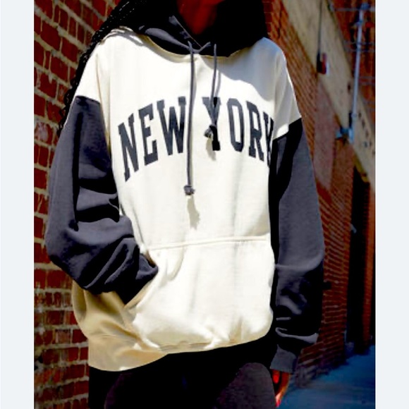 New York Oversized Graphic Hoodie - Dark Navy  and Off White, size L - Picture 1 of 8